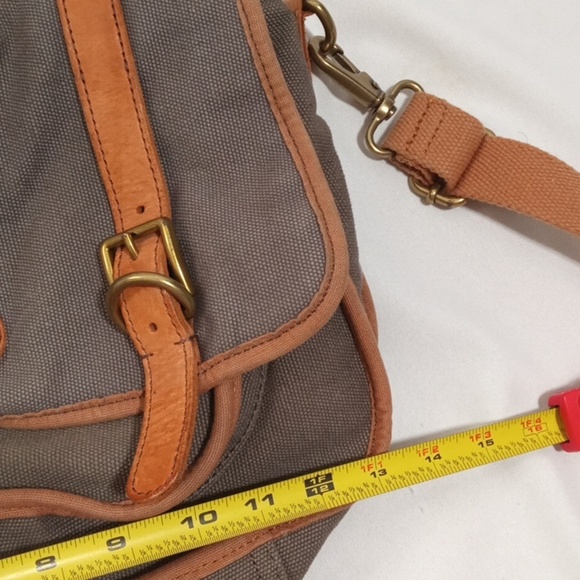 Fossil Canvas Leather Flap Closure Pocket Adjustable Strap Messenger Bag - Picture 10 of 12
